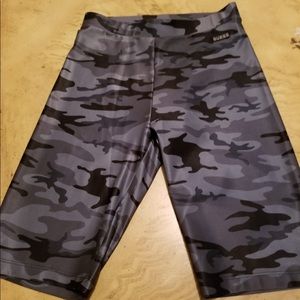 Guess biker shorts camouflage camo size small